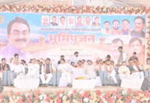 بڑوانی میں 18 کروڑ روپے کے سڑک اور پل تعمیراتی کاموں کا آغاز علاقے کی رابطہ کاری کو ملے گی نئی رفتار