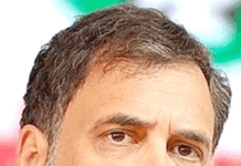 بی جے پی کے پاس بے روزگاری کا جواب لاٹھی بہار میں ’ٹی آر ای 4.0‘ کے امیدواروں پر لاٹھی چارج سے راہل گاندھی ناراض