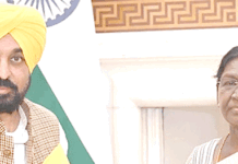 پنجاب کے وزیر اعلیٰ بھگونت مان نے صدر جمہوریہ مرمو سے کی ملاقات بی جے پی کے خلاف اٹھائی آواز