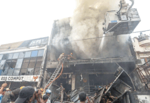 لکھنؤ آتشزدگی: 15 افراد کی جانیں لینے والی عمارت گرانے کا حکم ایل ڈی اے عدالت کی منظوری