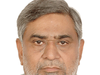 حجاب لڑکیوں کے اسکول یونی فارم کا حصہ نہیں، عدالت کافیصلہ انتہائی افسوسناک:پروفیسراخترالواسع